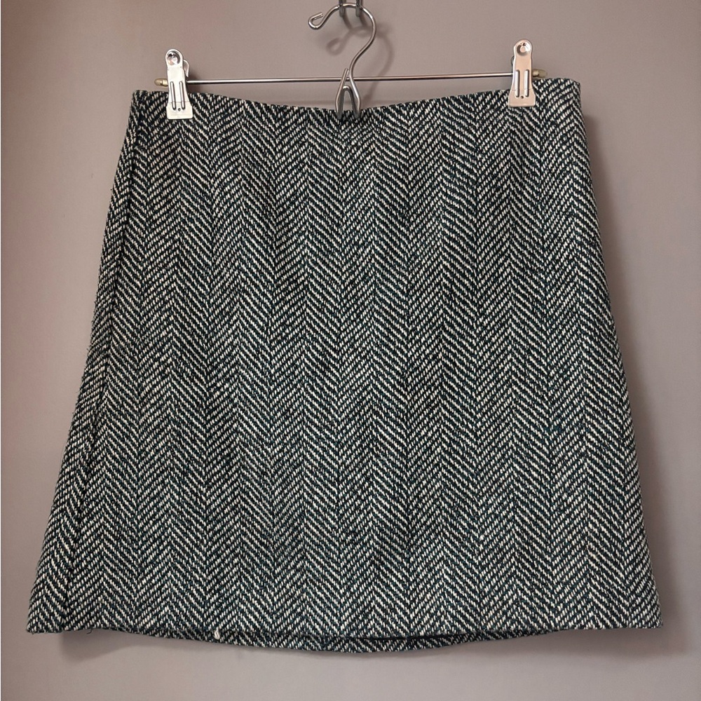 LOFT Black and White Herringbone A-Line Skirt